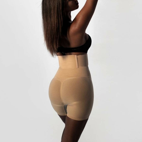 SLEEKSHAPE SLIMMING SHORTY - Picture 4 of 6